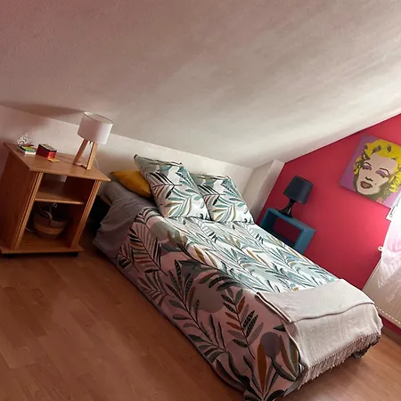 ホームステイ Maison Privee *